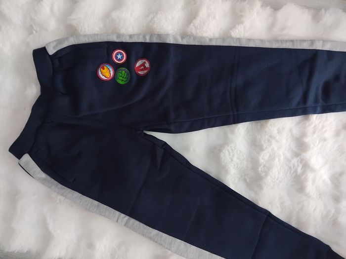 Survêtement jogging Avengers  marvel,  neuf. 8 ans - photo numéro 7