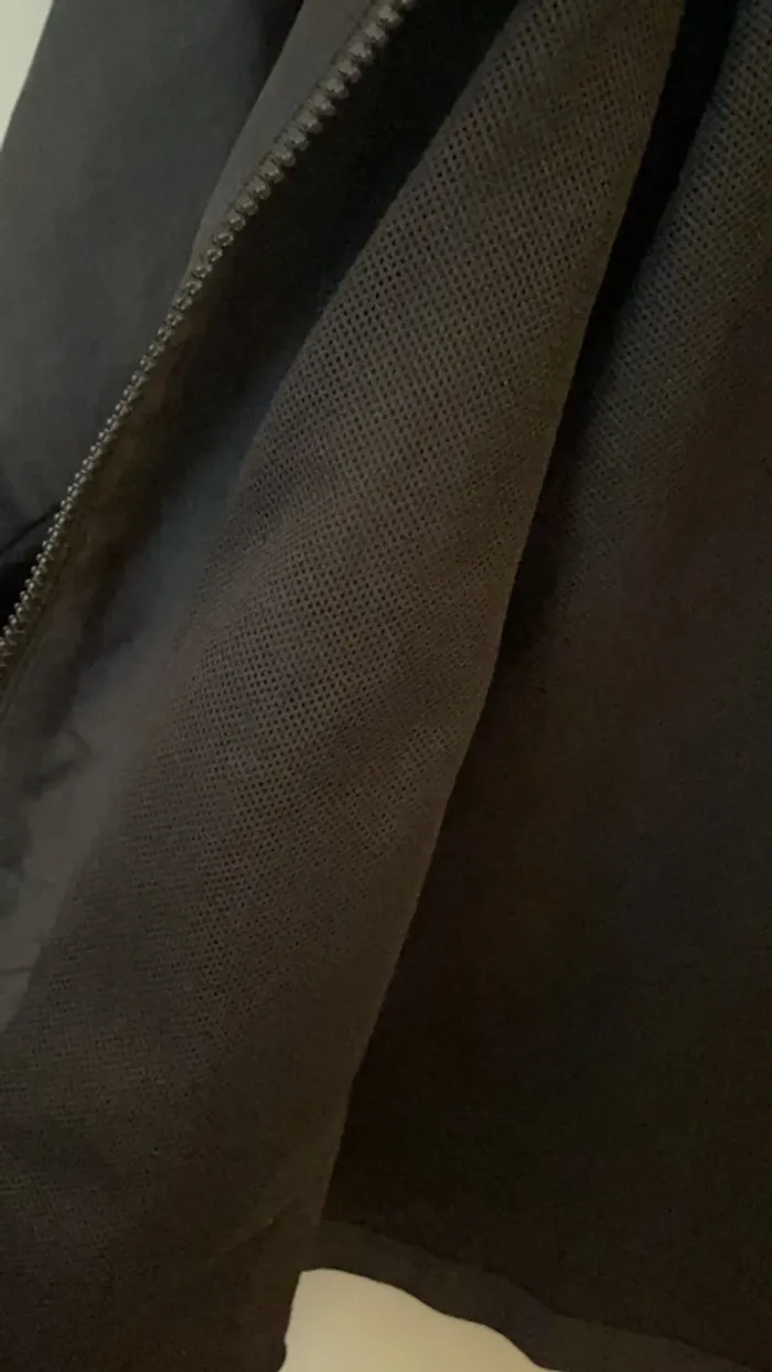 Veste de sport Nike noire - photo numéro 4