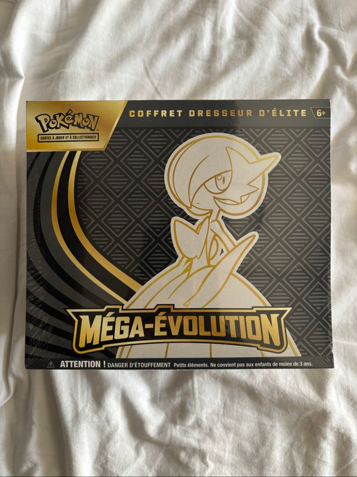 ETB Coffret dresseur d’élite Gardevoir ME01 Méga Évolution