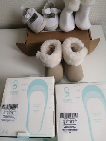 Lot chaussures bébé
