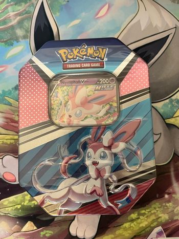 Pokebox Nymphali scellé