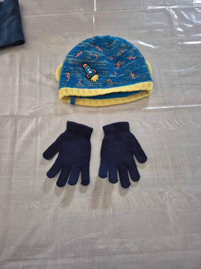 Ensemble bonnet et gants - photo numéro 2