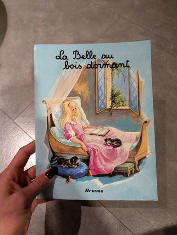 Livre La belle au bois dormant vintage 1978