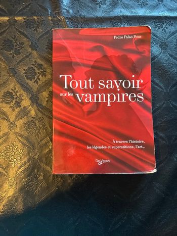 Livre Tout savoir sur les vampires