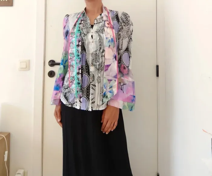 Superbe chemise soie Roberto Cavalli colorée 100% soie - photo numéro 3