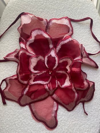 Top dos nus design flower Bordeaux et rose clair