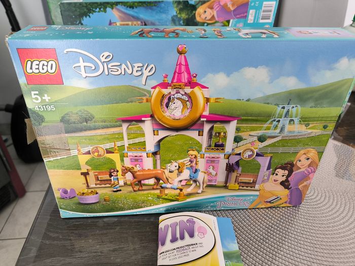 Lego 43195 - écurie de belle et raiponce