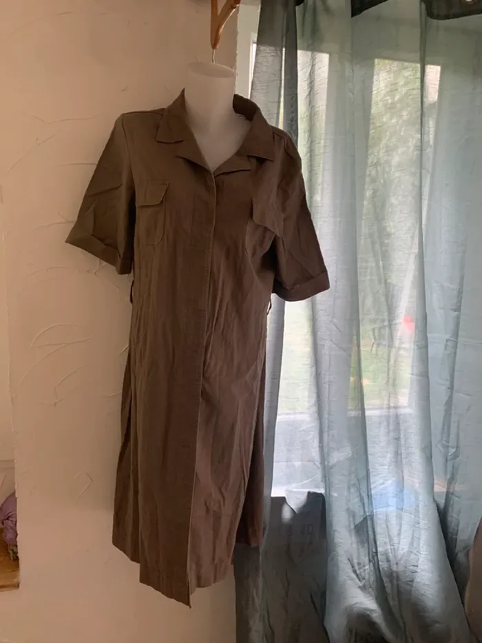 Robe Damart longue taupe taille 46  55%lin /viscose
