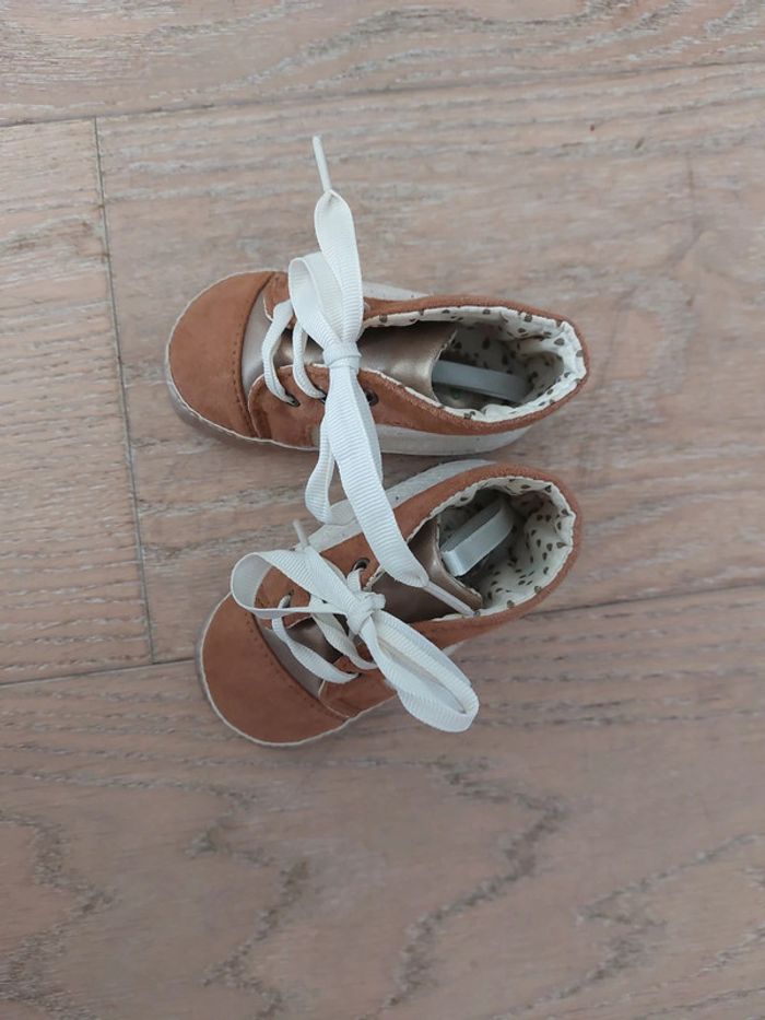 Chaussures bébé - photo numéro 3