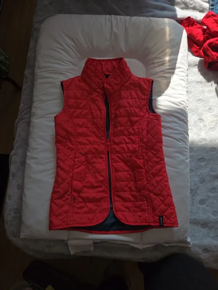 Blouson sans manche très leger taille 6 ans - photo numéro 2