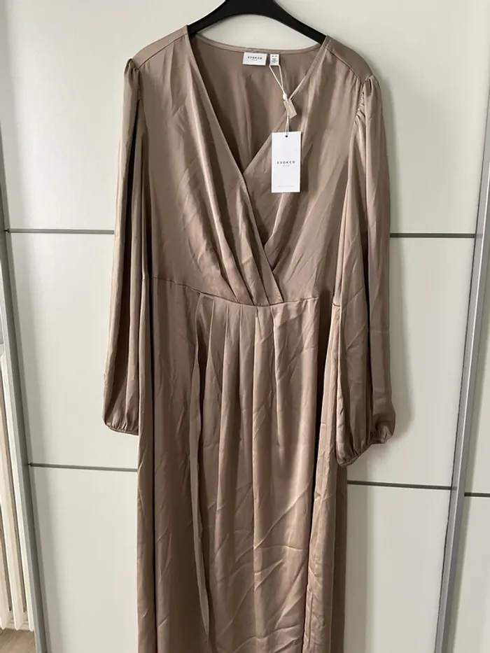 Robe longue - photo numéro 4
