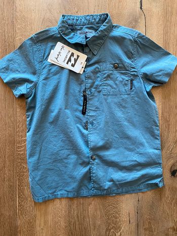 Chemise manches courtes billabong 4 ans Neuve