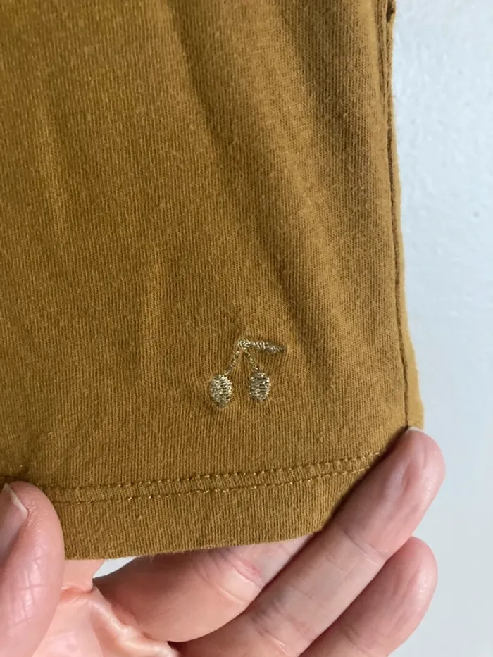 Bonpoint 🍒 joli débardeur 10 ans - photo numéro 2