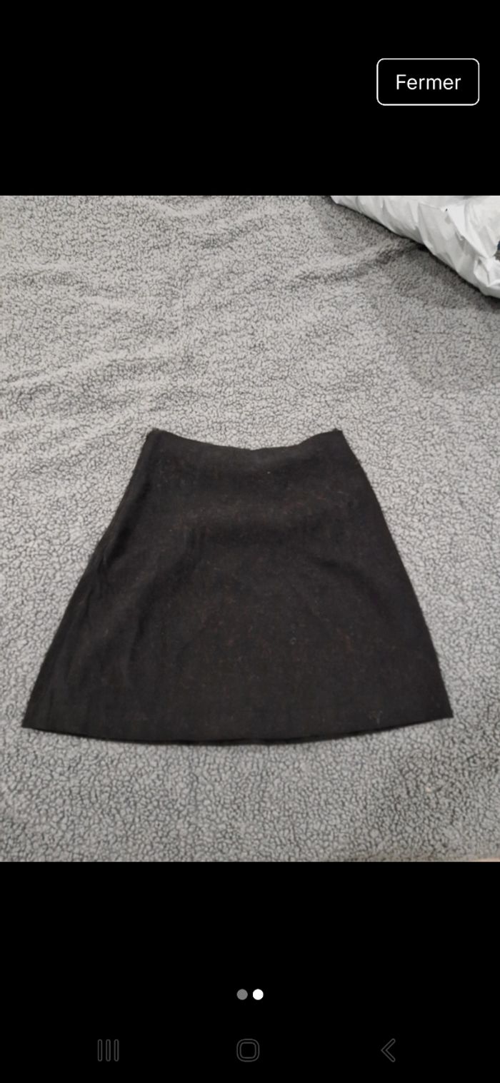 Jupe noire - photo numéro 2
