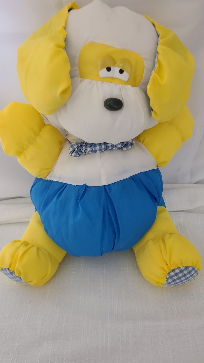 Peluche chien style BIKIN Puffalump toile de parachute vintage 38 cm