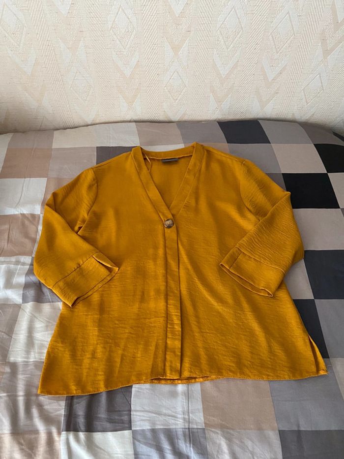 Superbe belle blouse fluide  moutarde Yessica taille 38 - photo numéro 6