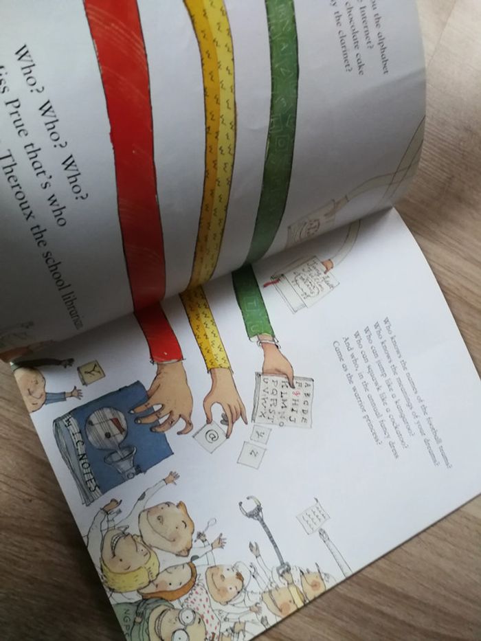 Prue Theroux. The Cool Librarian, Gillian Rubinstein and David Mackintosh - photo numéro 2