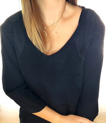 Blouse brodée noire Lee Cooper t.s, comme neuve