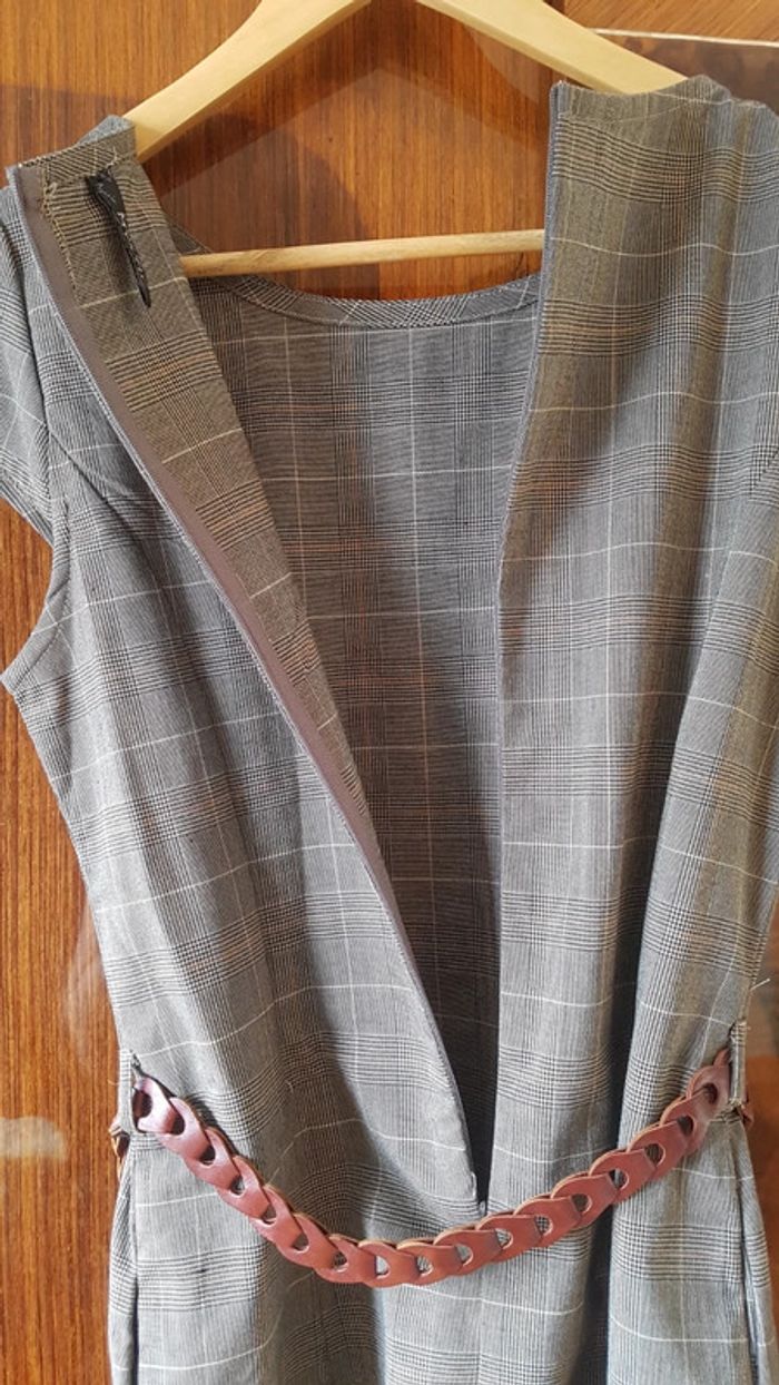Robe longue beige à carreaux - photo numéro 7