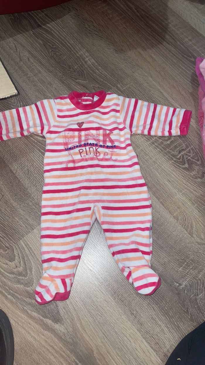 Pijamas - photo numéro 10