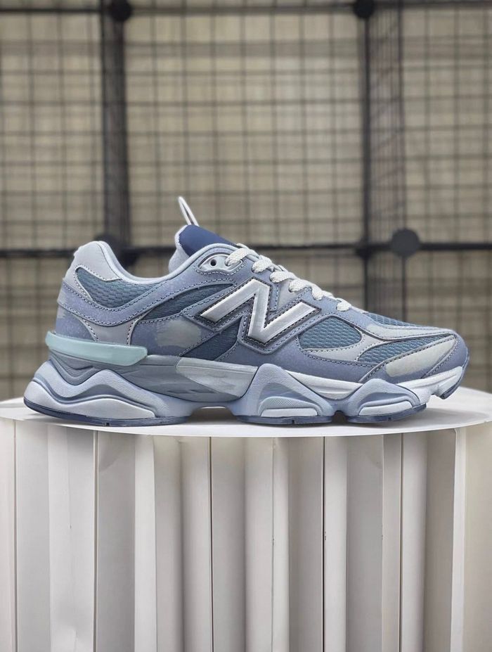 New Balance NB 9060 taille 43 - photo numéro 3