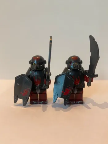 Figurine type lego 2 Orcs le seigneur des anneaux/Hobbit