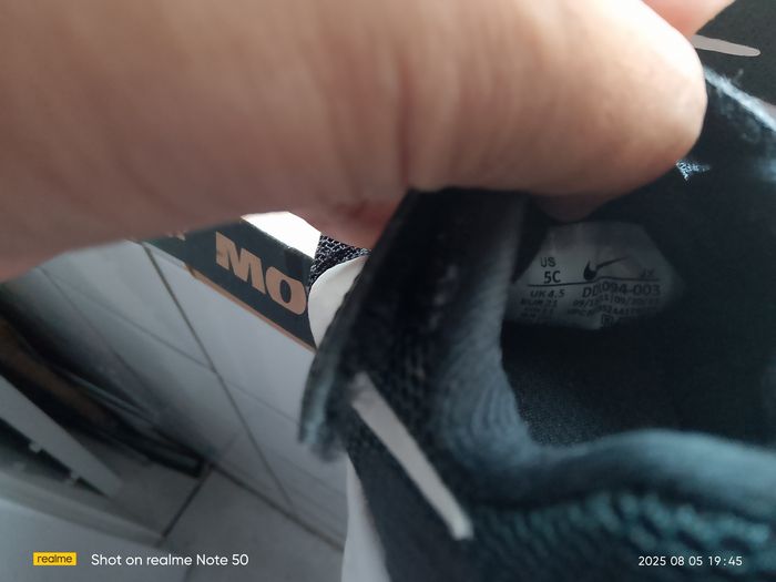 Baskets Nike enfants - photo numéro 5