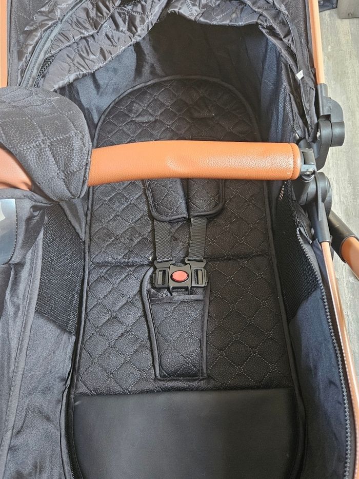 Pousette 2 en 1 neuf - photo numéro 2