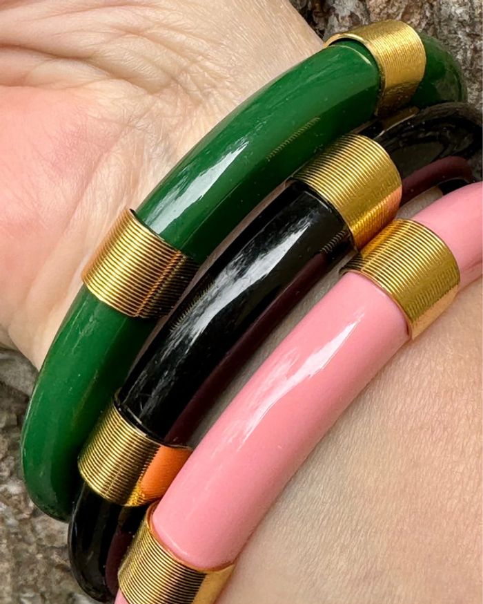 Jonc mile Mila 6,5 cl de diamètre résine rose et acier inoxydable or - photo numéro 6