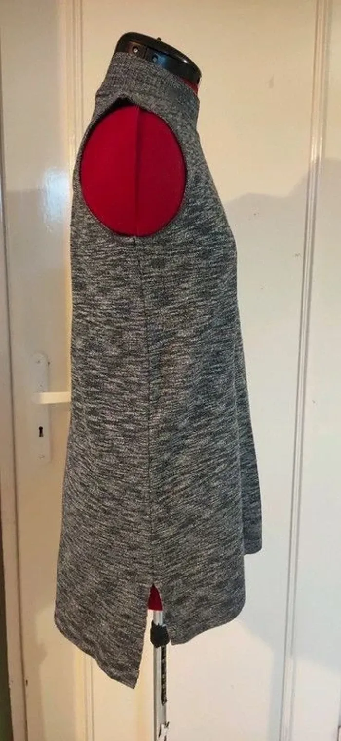 Top pull sans manches - photo numéro 2