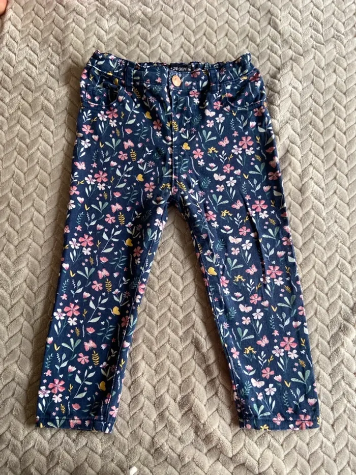 Pantalon à fleur