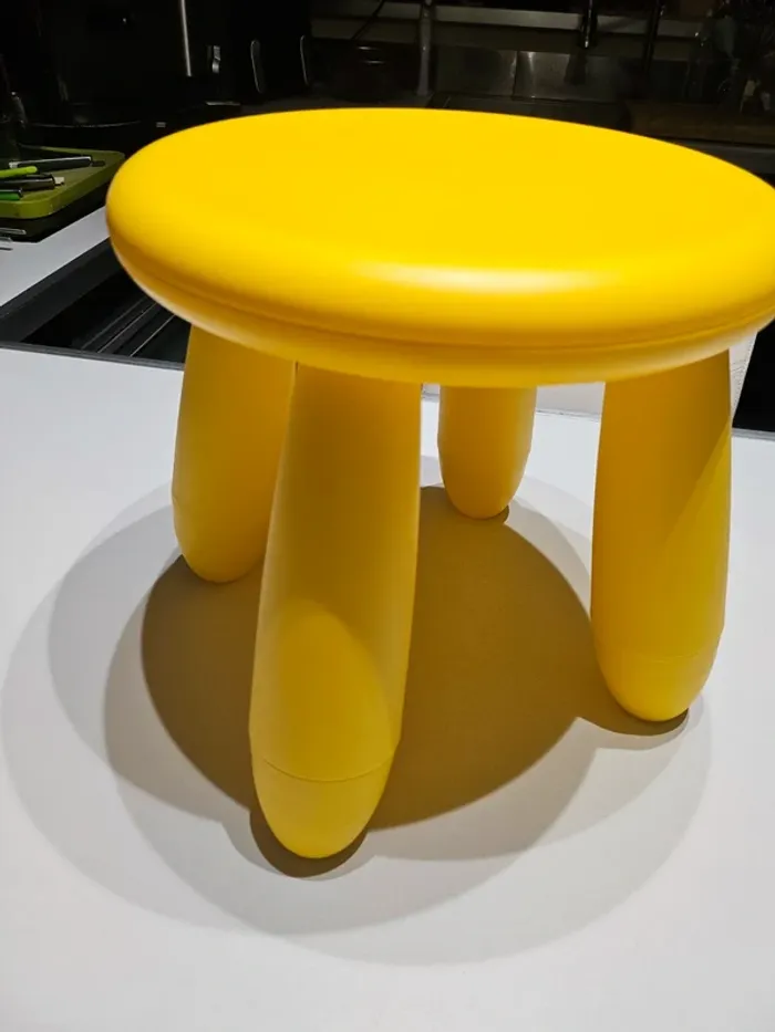 Tabouret enfant ikea