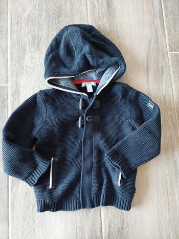 Gilet à capuche