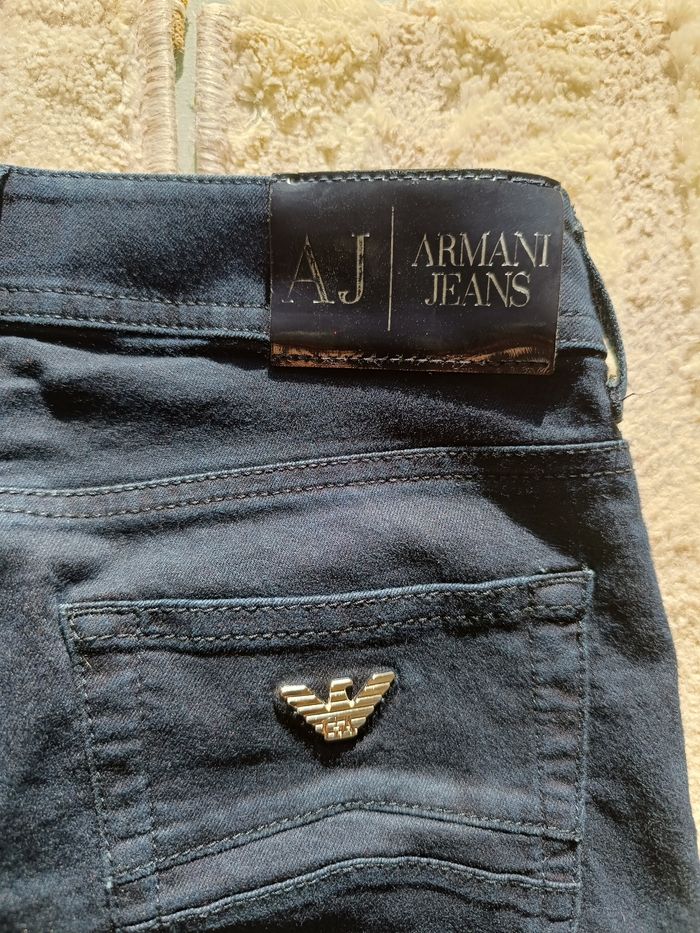 Armani - photo numéro 6