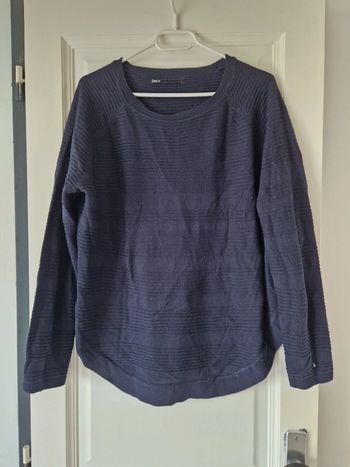 Pull taille L bleu marine only