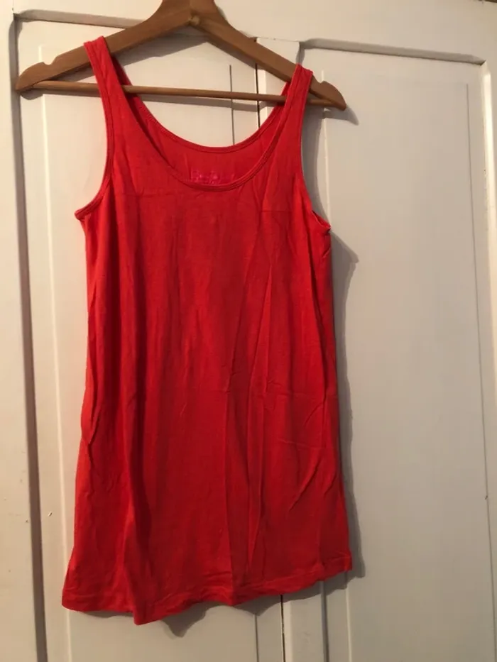 T shirt sans manche kiabi taille L