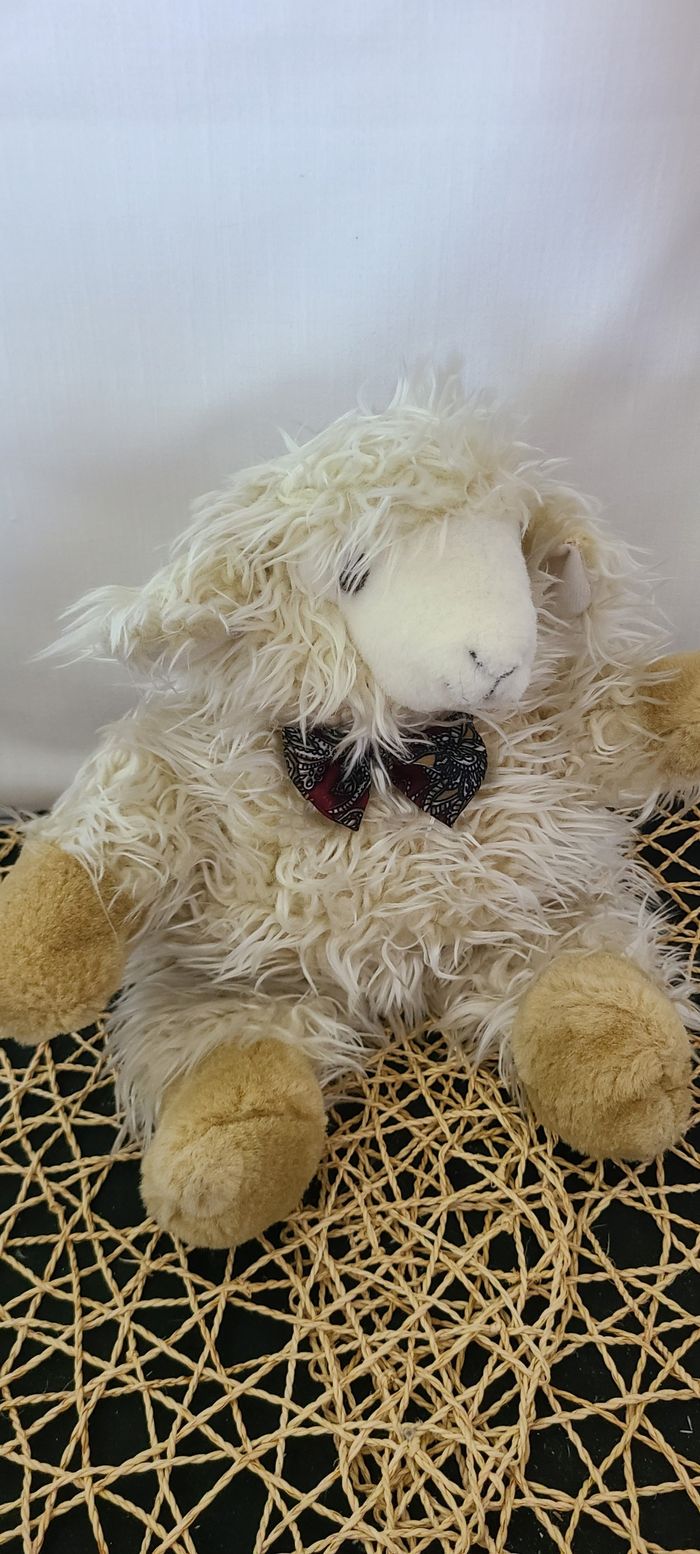 Marionnette à main mouton laineux Richard Lang