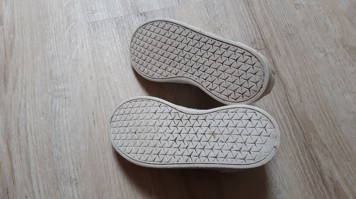 Baskets Adidas p.28 - photo numéro 7