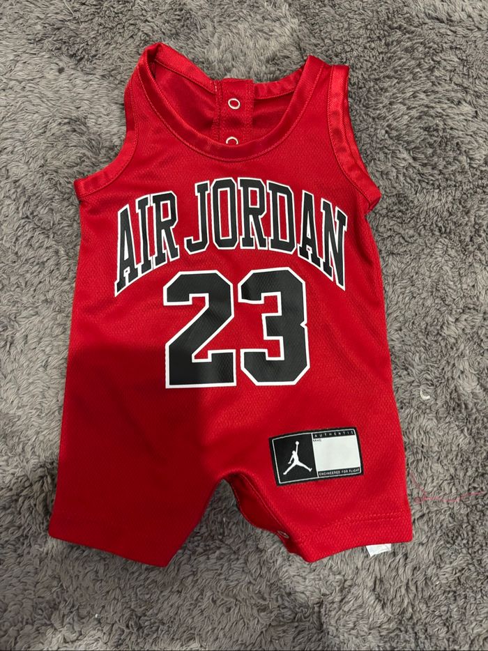 Combinaison Jordon