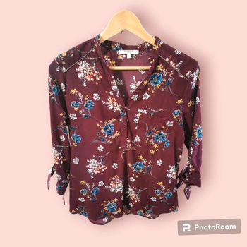 Jolie blouse bordeaux fleurie T. S