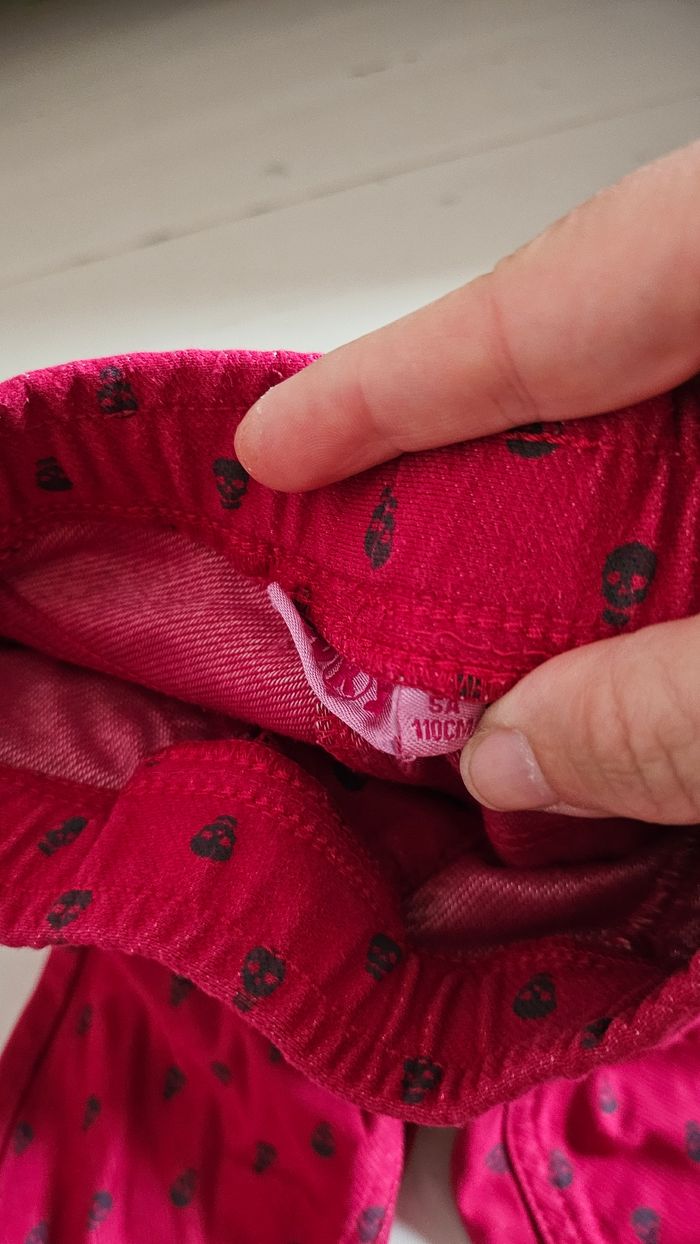 Pantalon Fushia tête de mort 5 ans - photo numéro 3
