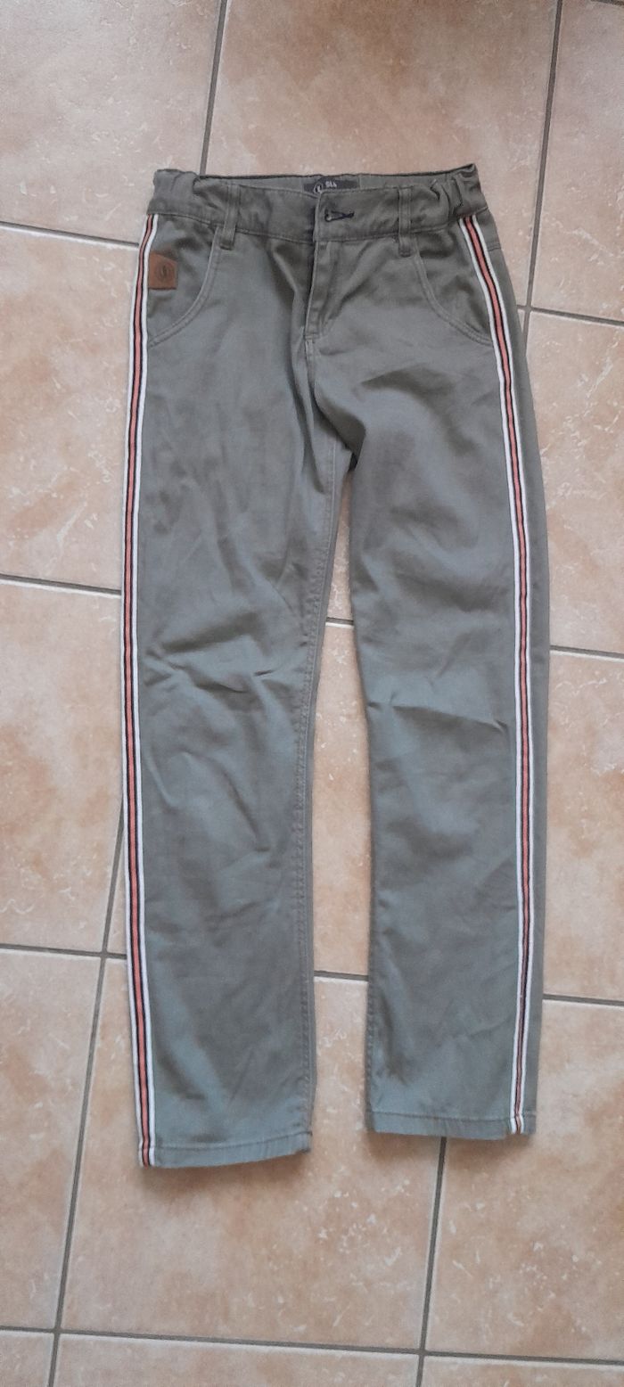 Pantalon kaki 10 ans - photo numéro 2