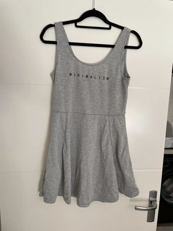 Robe simple bas évasé