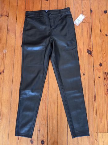 Pantalon simili cuir