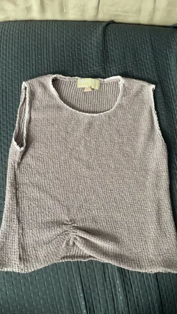 pull vieux rose sans manche