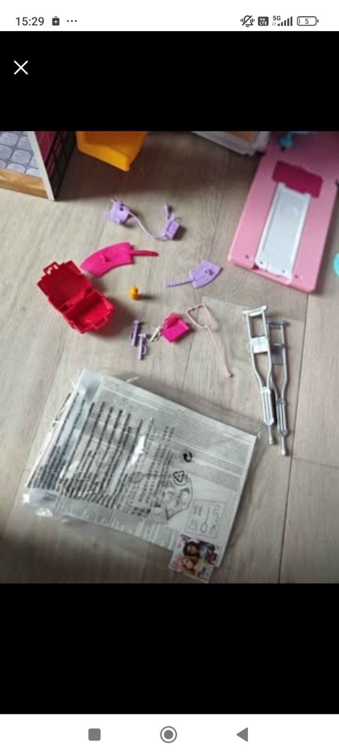 Barbie ambulance - photo numéro 8