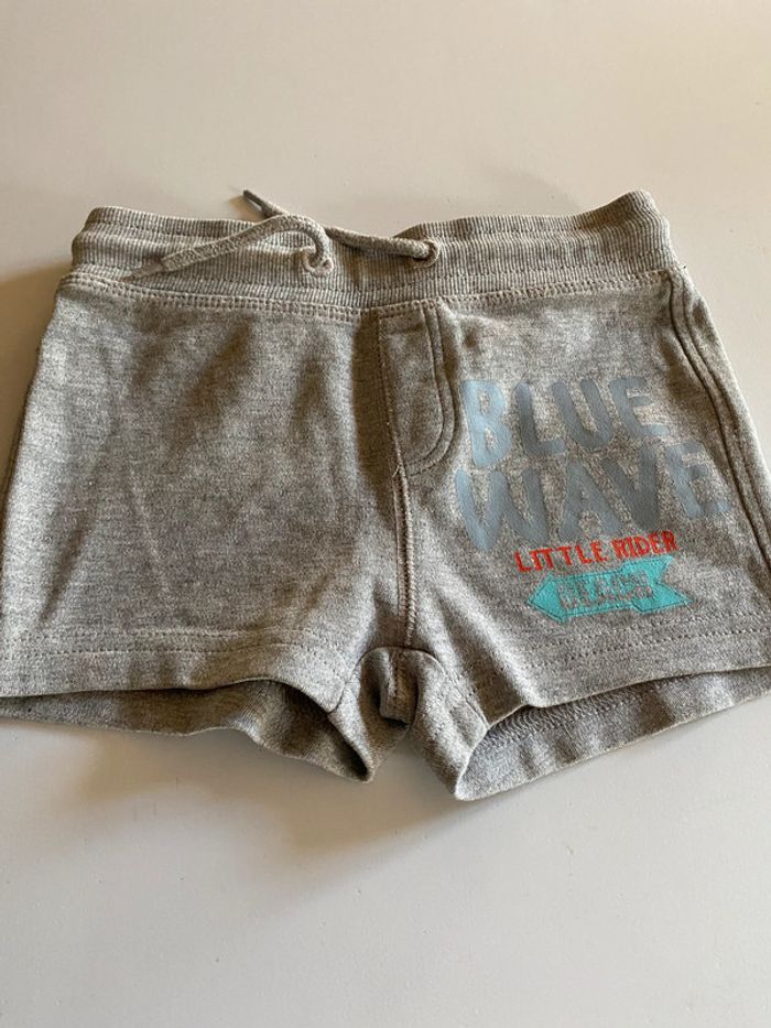 Lot de 4 shorts garçon 2 ans - photo numéro 4