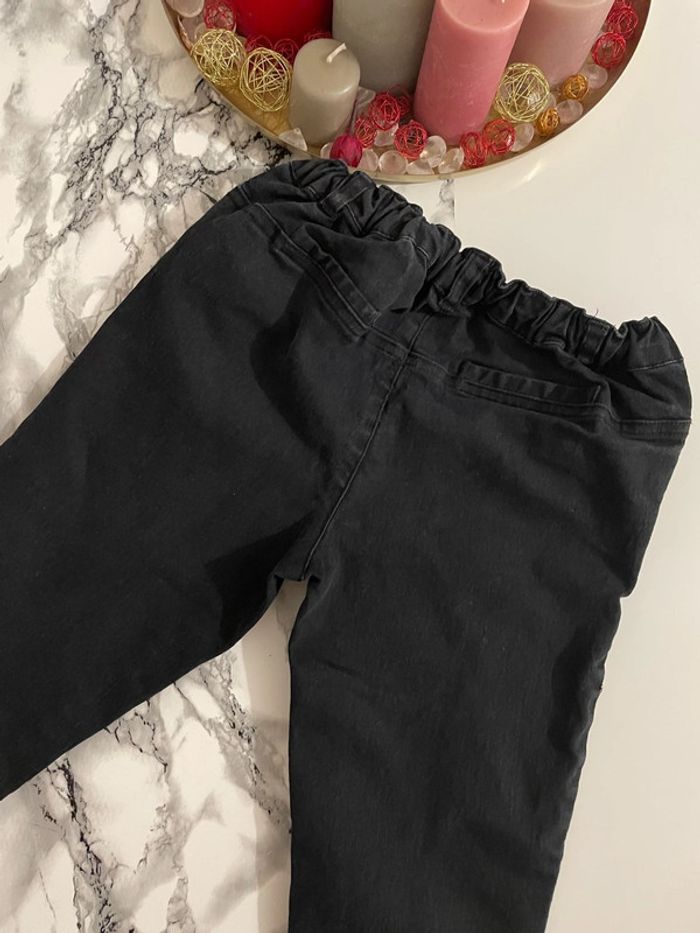 Skinny noir - photo numéro 3