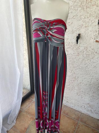 Robe sans bretelles de la marque Belcci