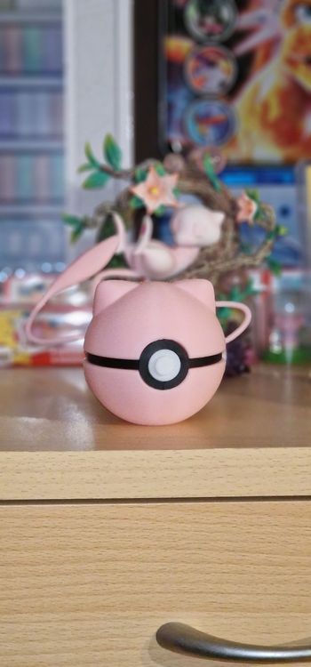 Fan art Pokéball imprimée en 3D - Modèle inspiré de Mew